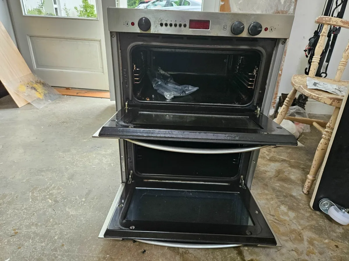 Bosch Electric Oven - Image 2