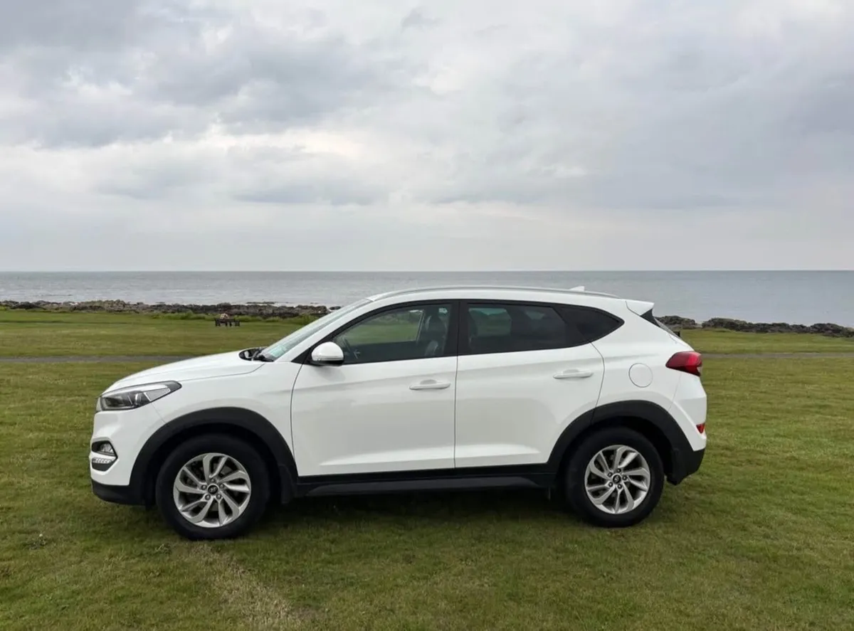Hyundai Tuscon Executive Model - Image 4