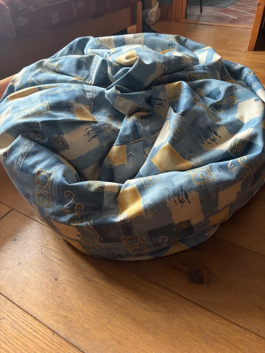 Bean Bag - Image 1