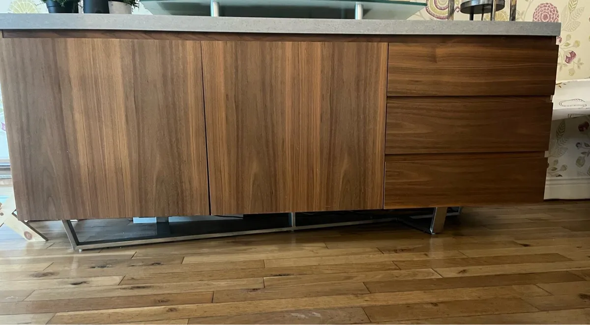 Sideboard