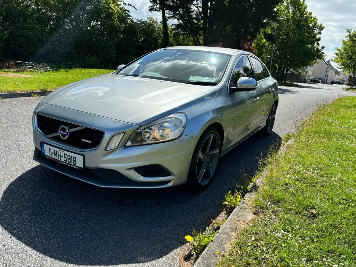 Volvo S60 R-DESIGN D3 5 cylinder Nct& tax  4250€ - Image 1