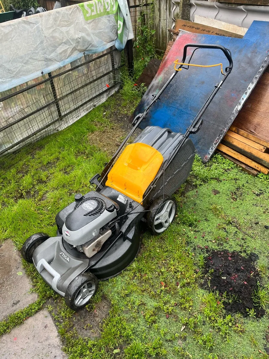 Lawnmower - Image 2
