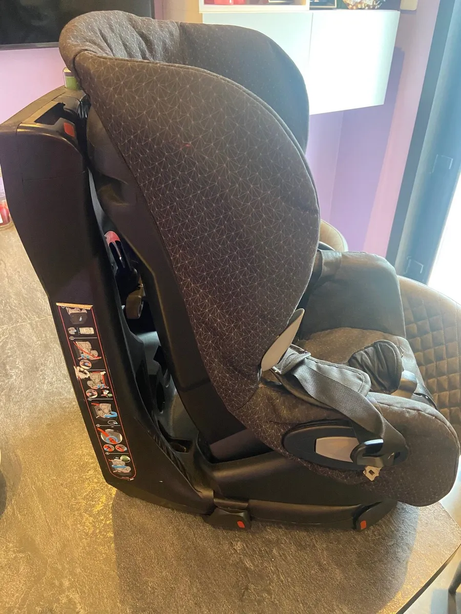 Maxi cosi car seat - Image 2
