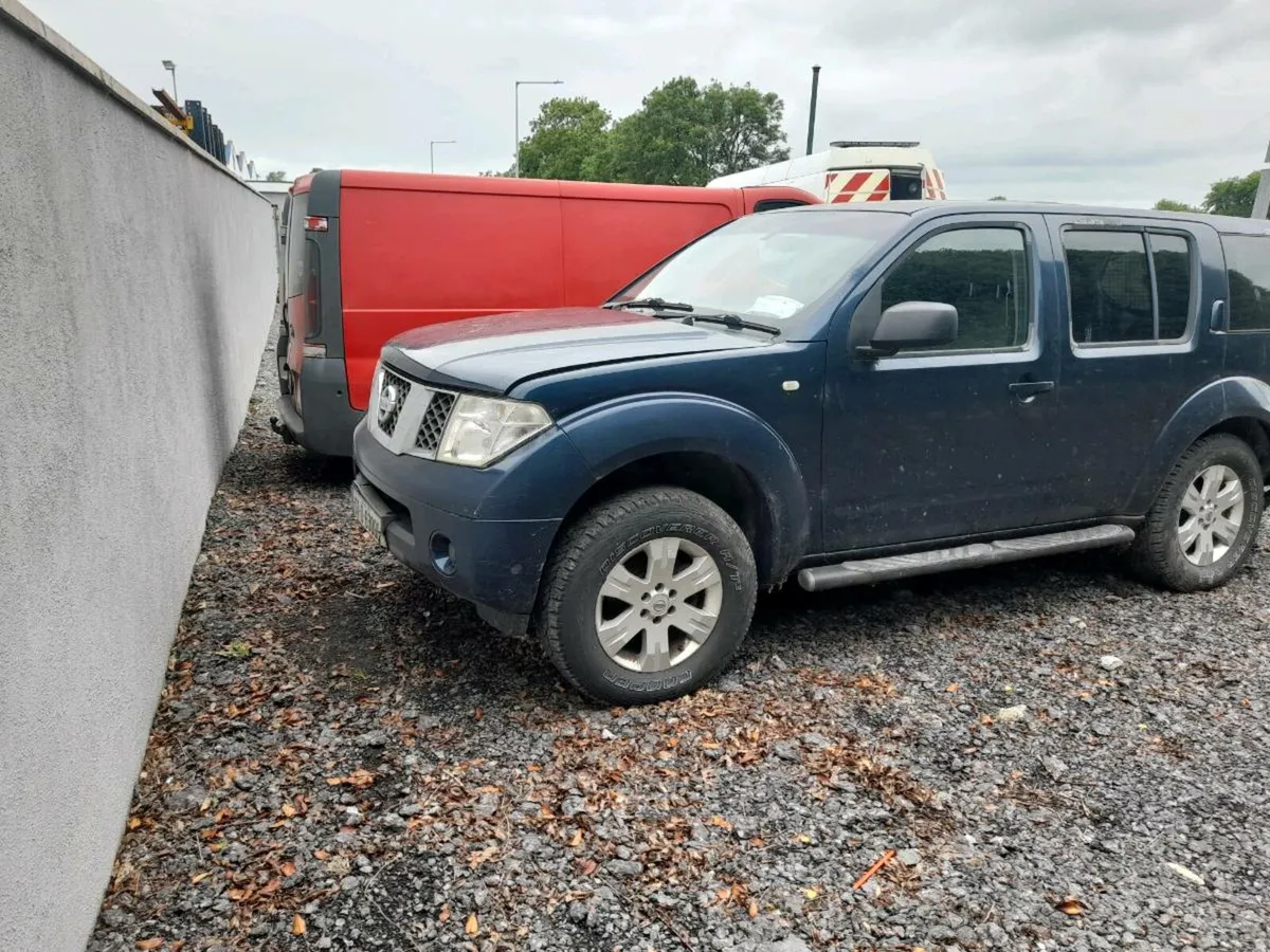 Nissan pathfinder - Image 2