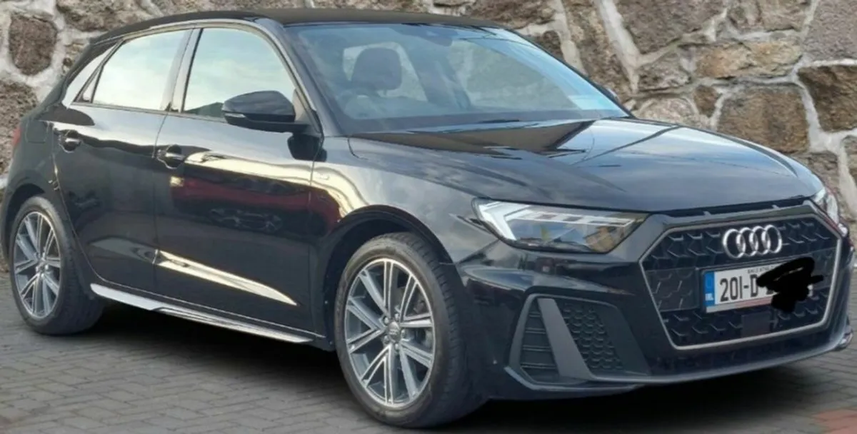 Audi A1 2020 S Line Black Edition - Image 4