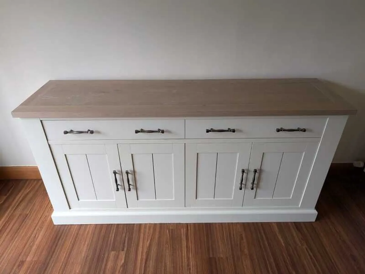Sideboard - Image 3