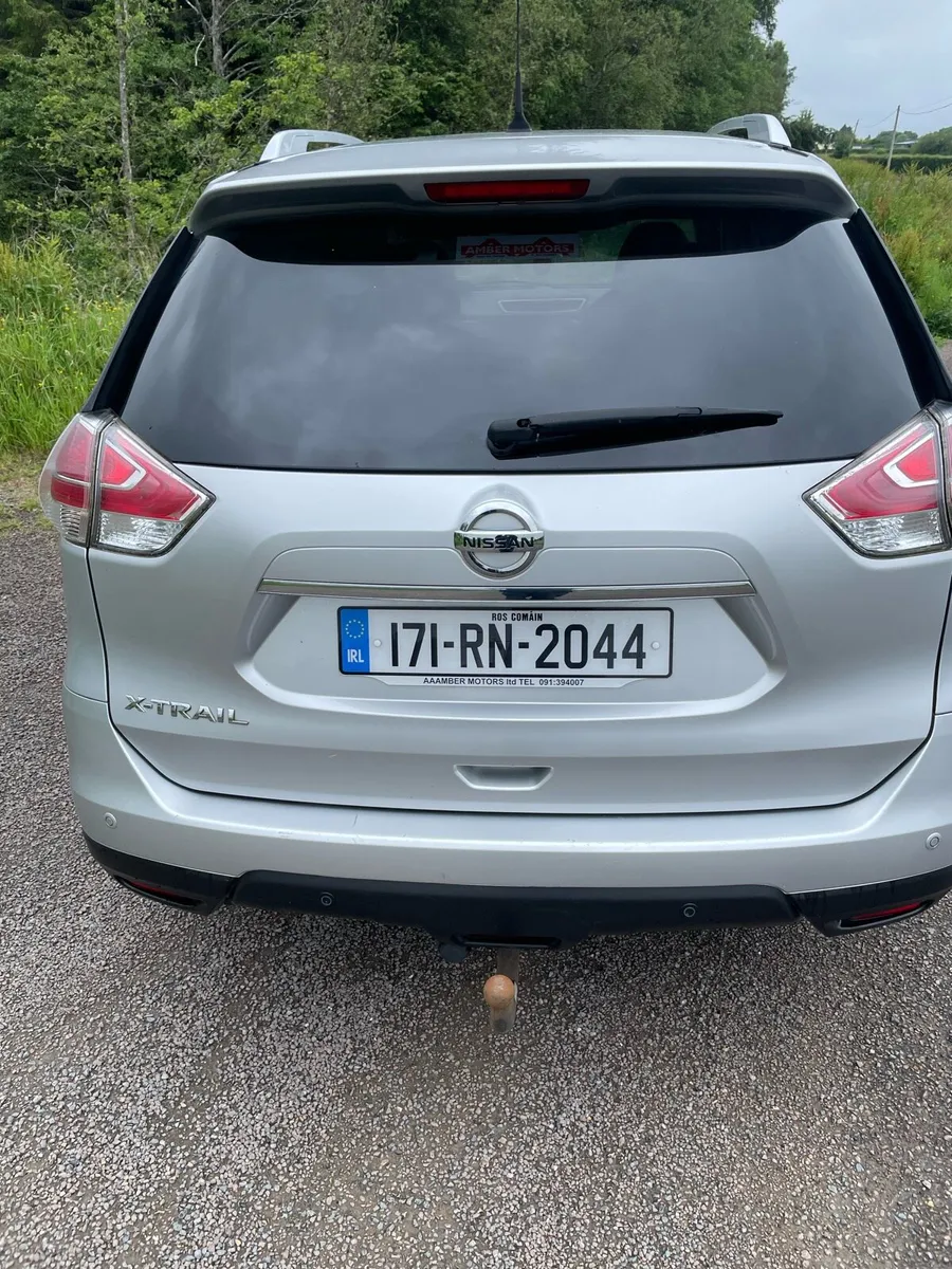 NISSAN X-TRAIL 7 Seats 4X4 - Image 3