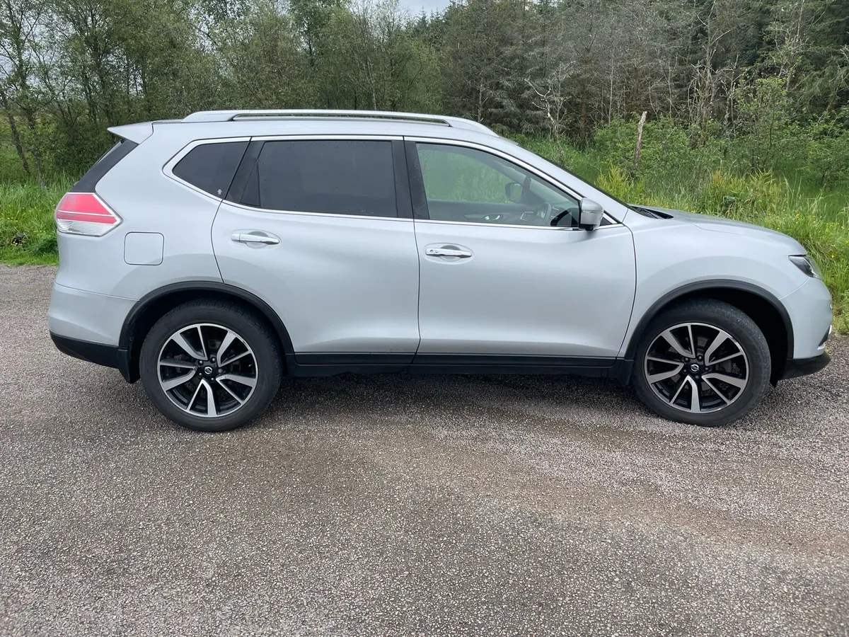 NISSAN X-TRAIL 7 Seats 4X4 - Image 4