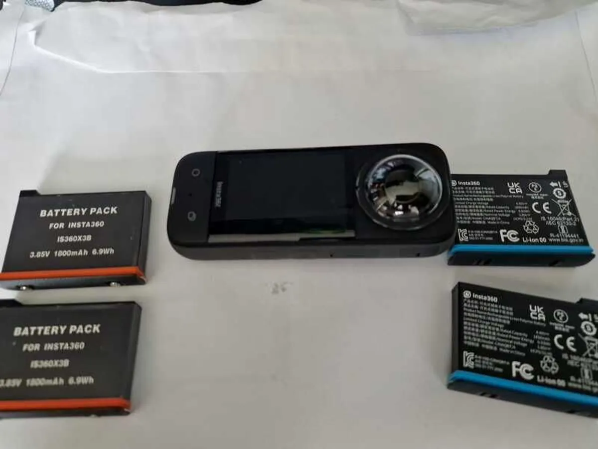 Insta 360 X3 Bundle - Image 1