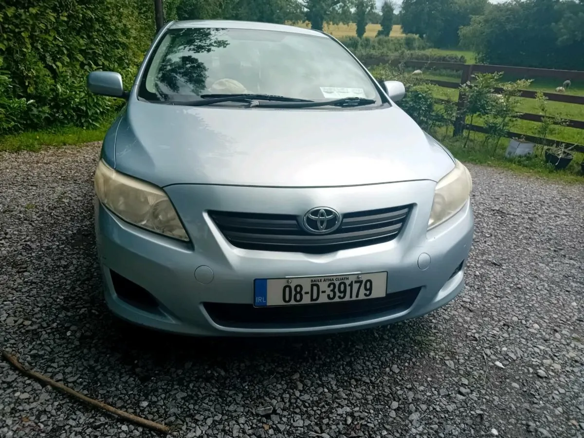 Toyota avenis - Image 4