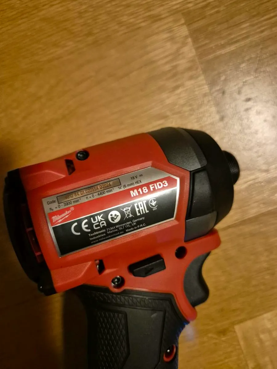 Milwaukee M18FID3 Fuel Gen4 Impact Driver & Batter - Image 4