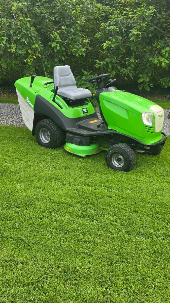 PRICE DROP Viking tractor mower hydro - Image 1