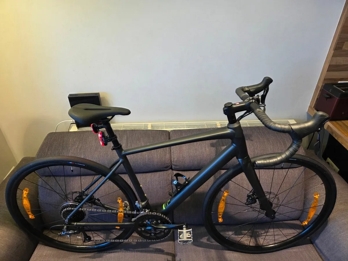 Trek Domane road bike NEW 2025 - Image 2