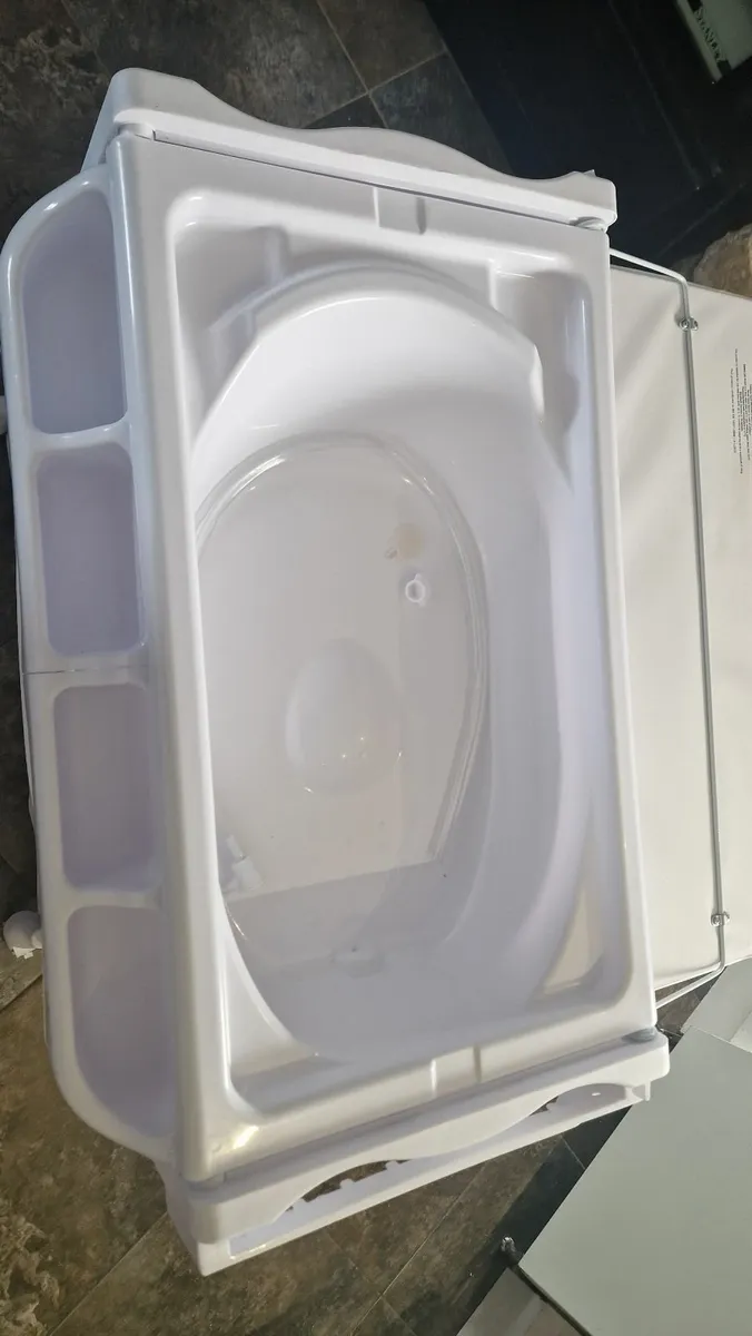 Baby change and bath trolley - Image 4