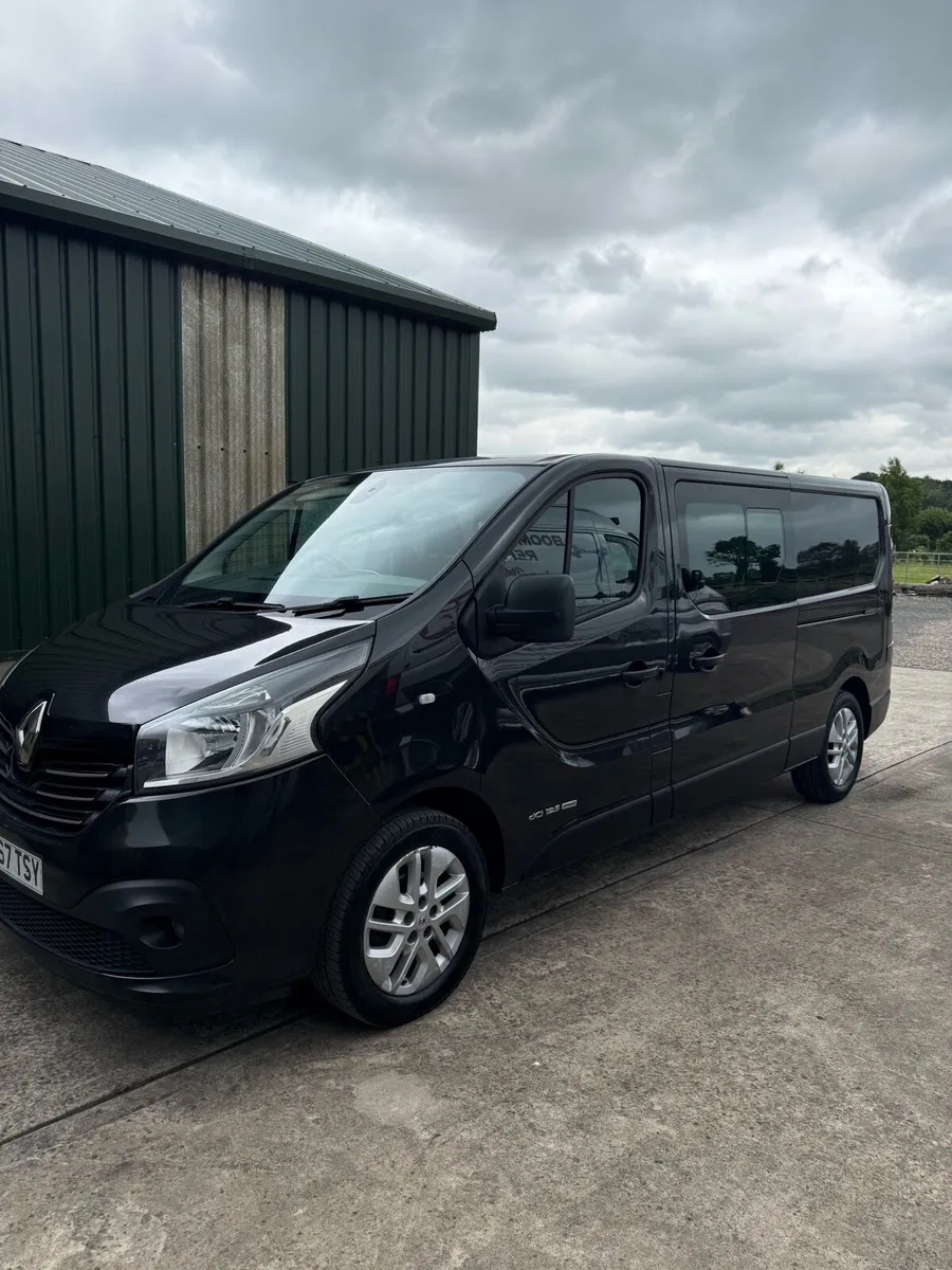 2017 Renault trafic crewcab - Image 1