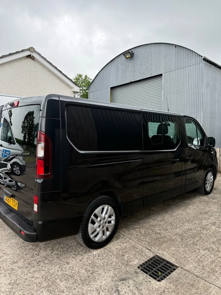 2017 Renault trafic crewcab - Image 4