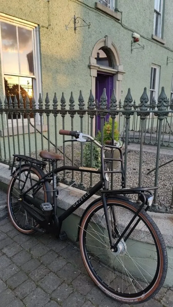 Dutch heavy duty bike for sale 28 inch wheels