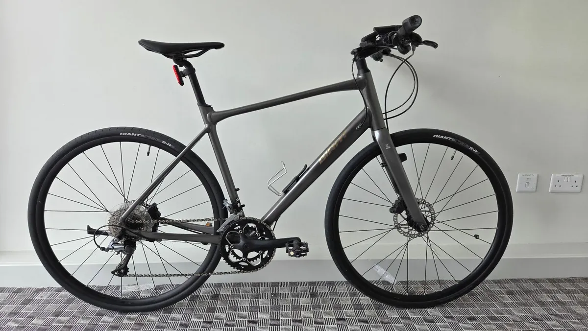 Giant Fastroad SL bike - Image 2