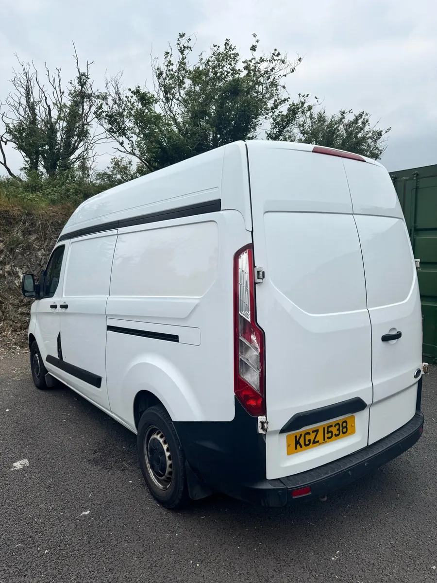 Ford Transit Custom 2.0 TDCi (130PS) - Image 3