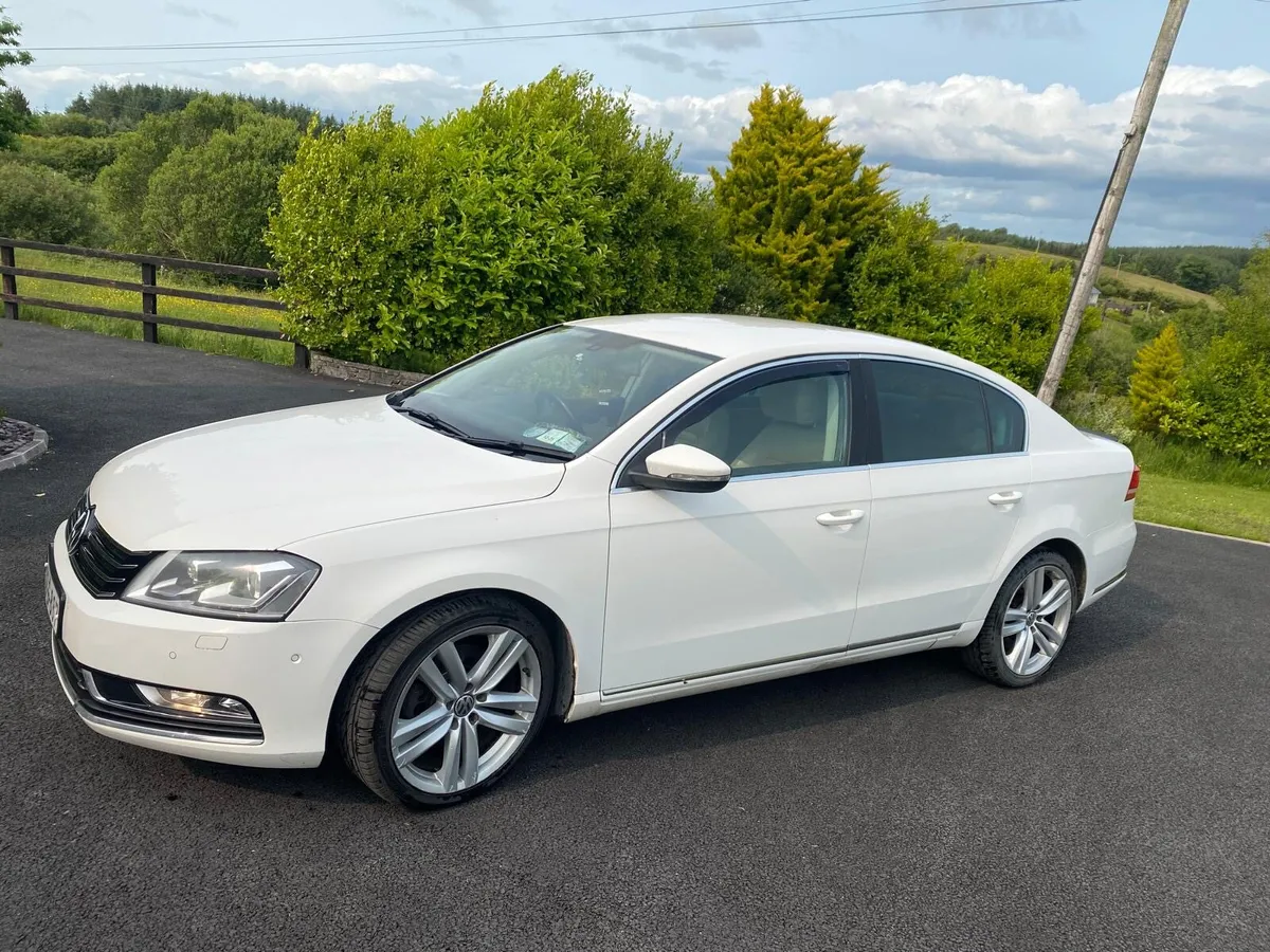 Volkswagen Passat Highline - Image 2