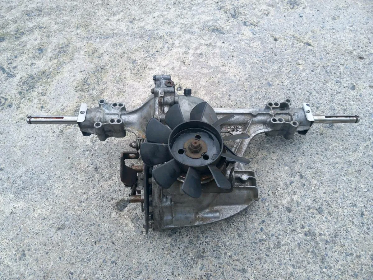 Hydro-gear hydrostatic transmission for sale - Image 2