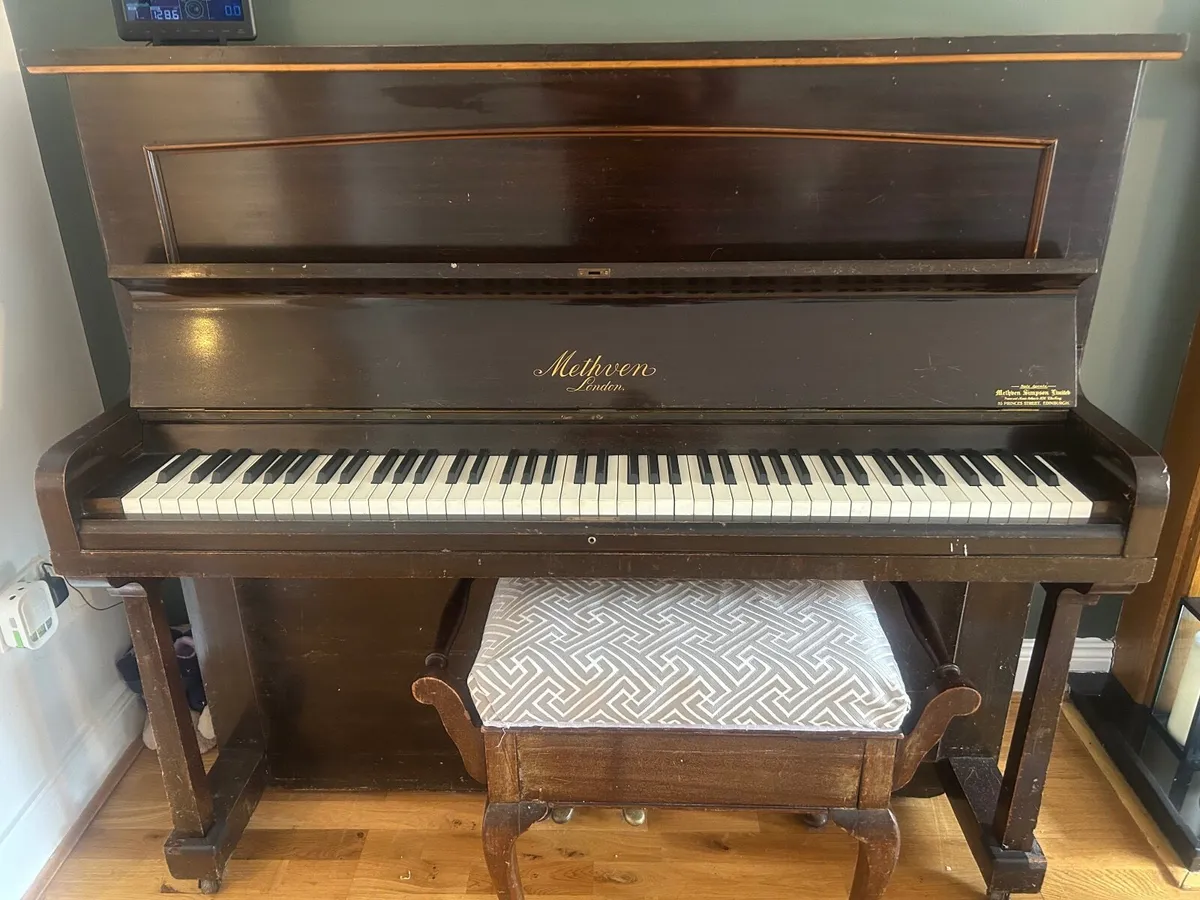 Piano (free if collected) - Image 2