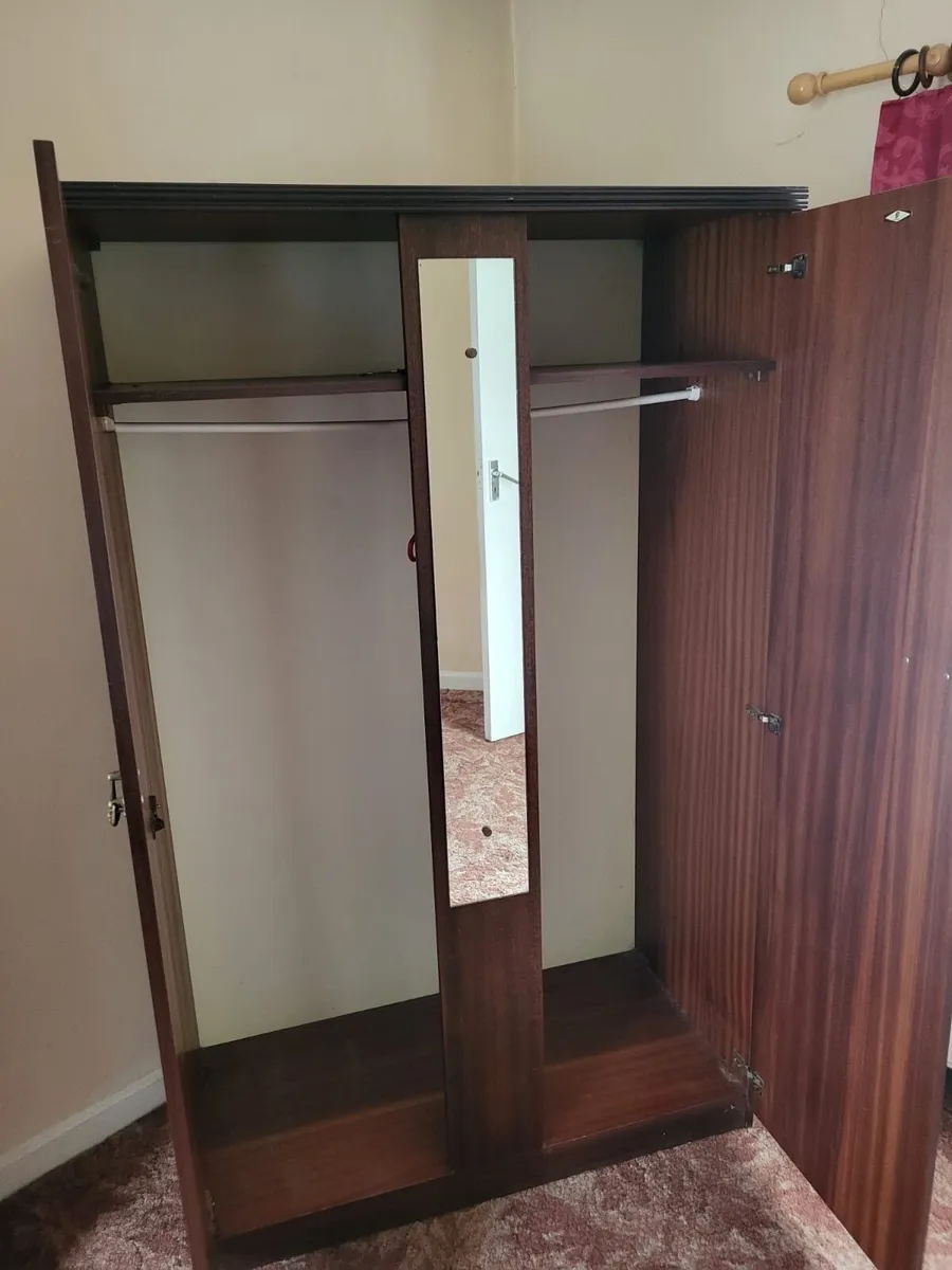 Wardrobe - Image 2