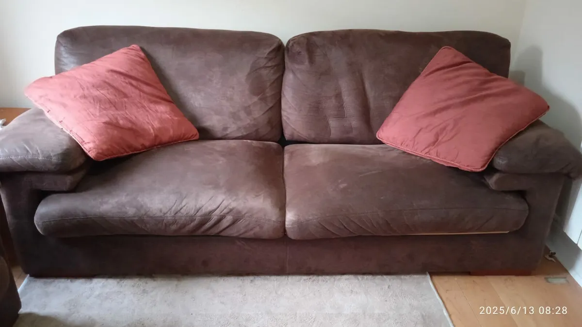 two sofa, 2 seats and 3 seats