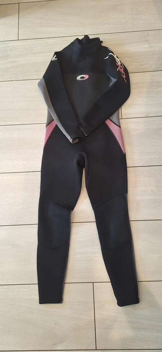 Wetsuit - Image 3
