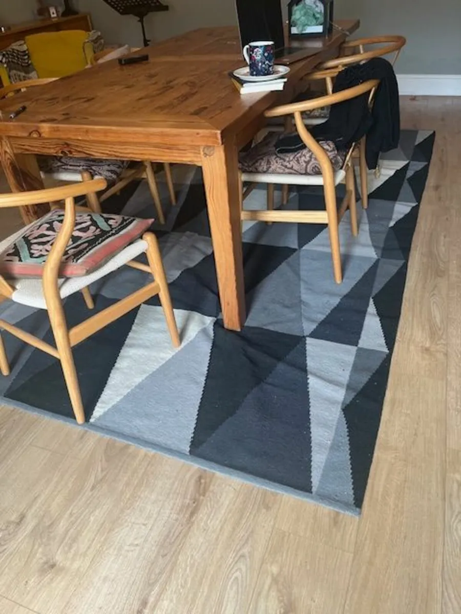 Rug - Image 2