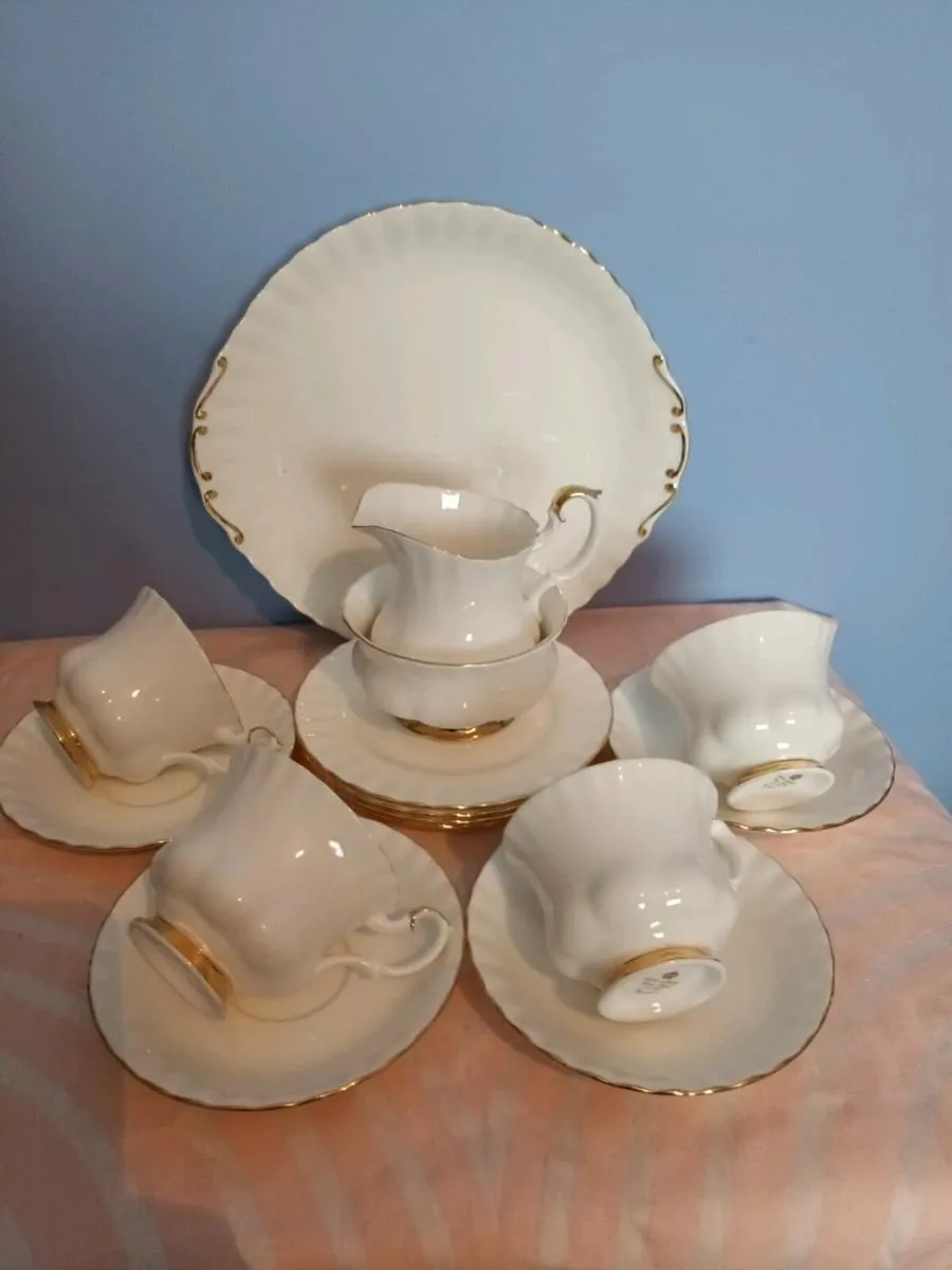 15 piece  Royal Albert  China Tea Set - Image 2