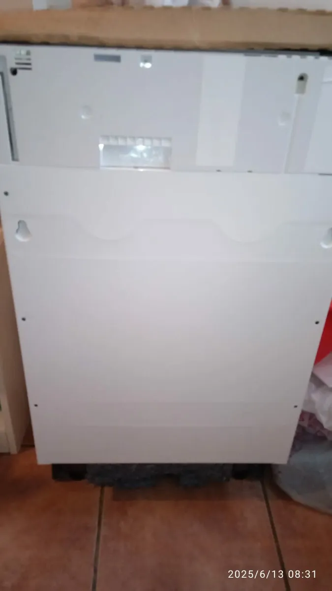 Dish washer - Image 2