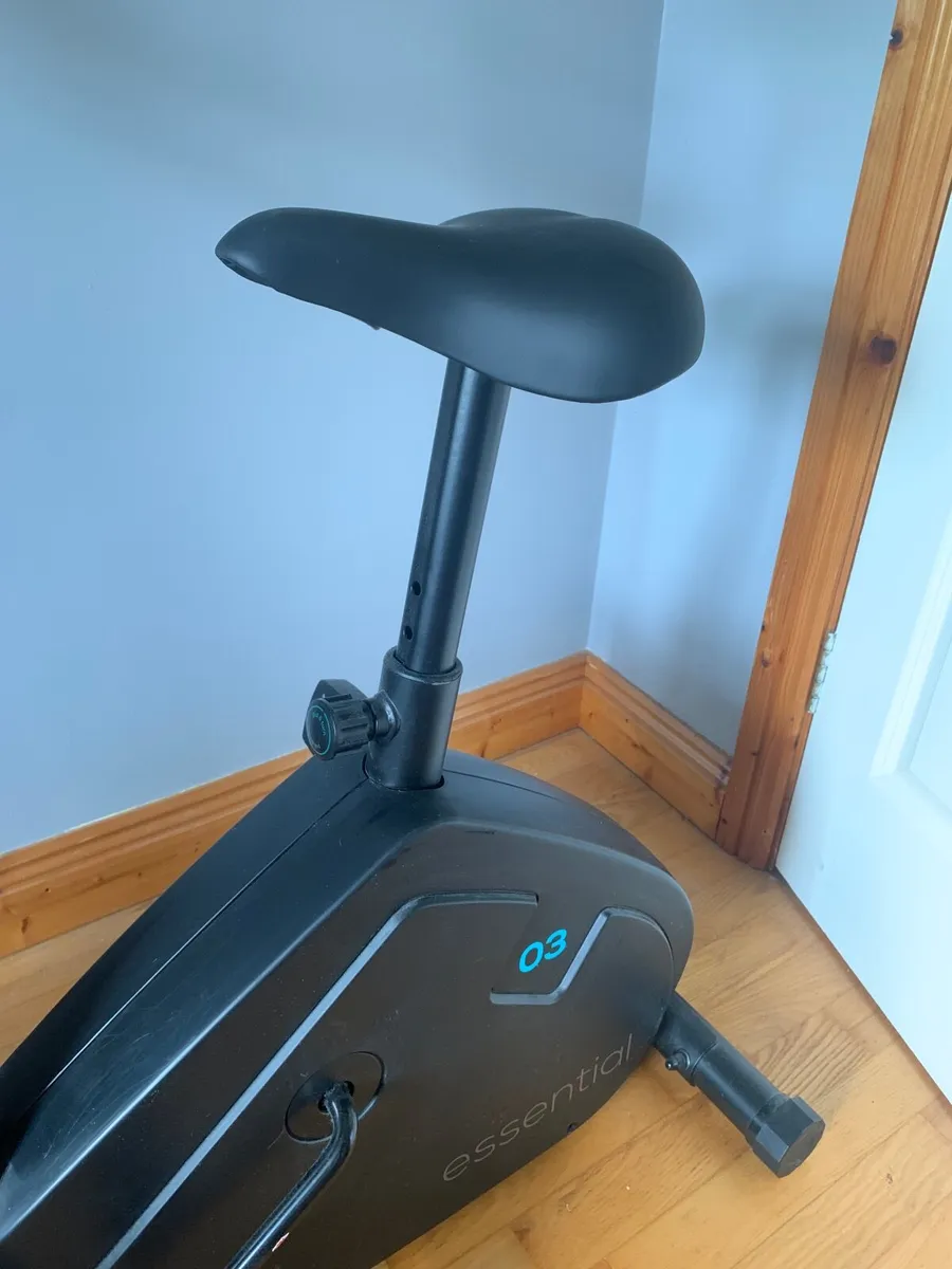 Exercise bike - Image 4