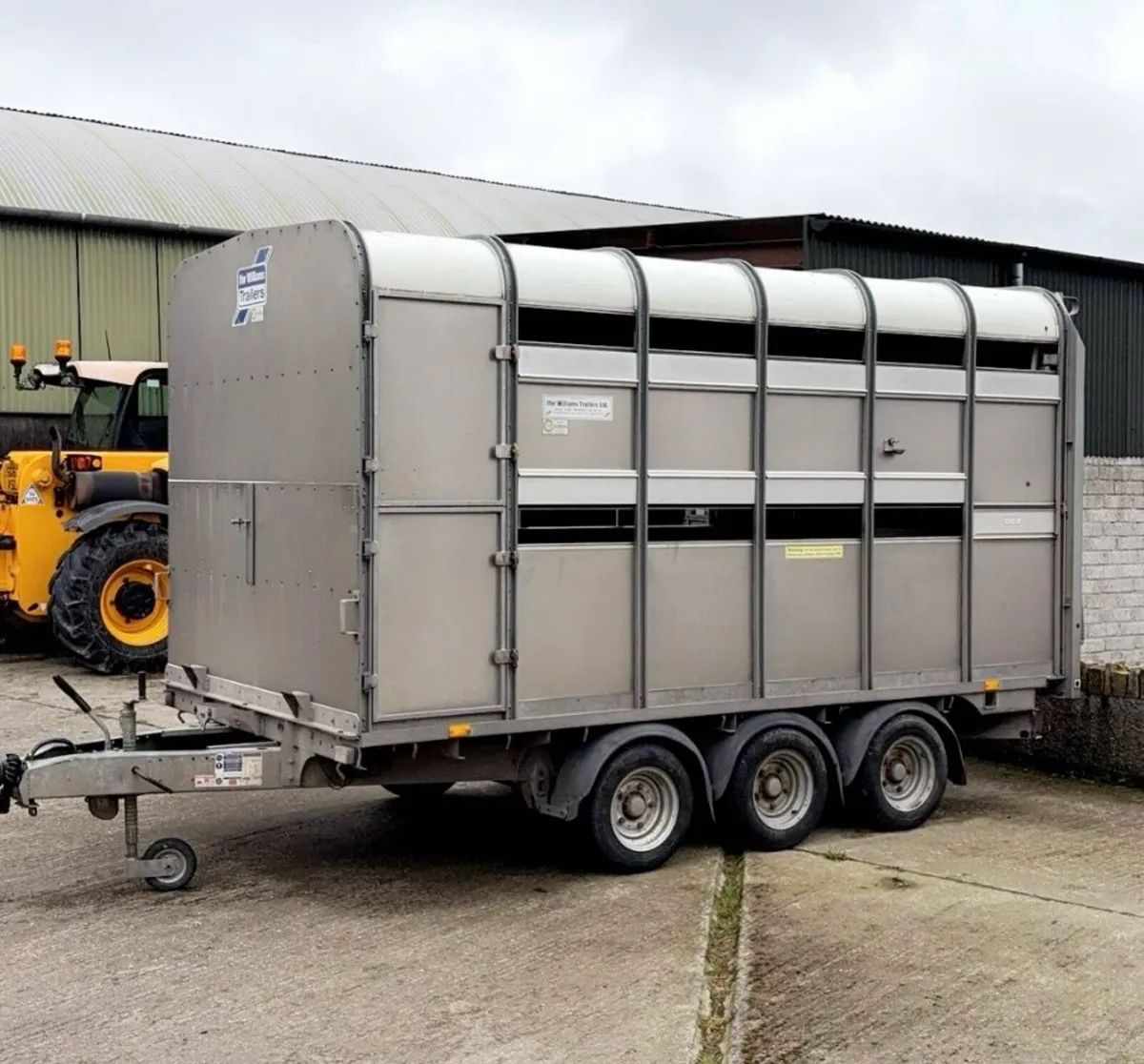 Ifor Williams 2016 decks - Image 2