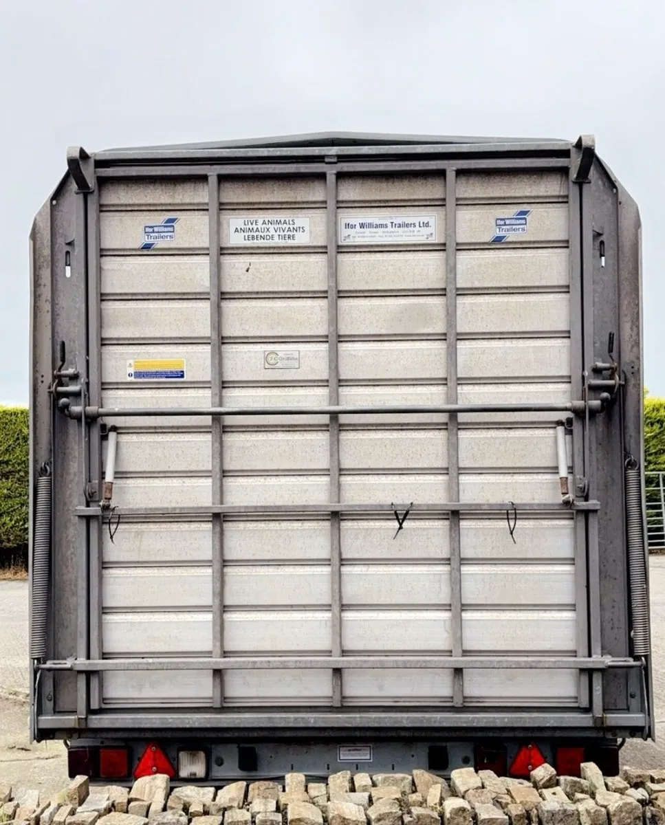 Ifor Williams 2016 decks - Image 3