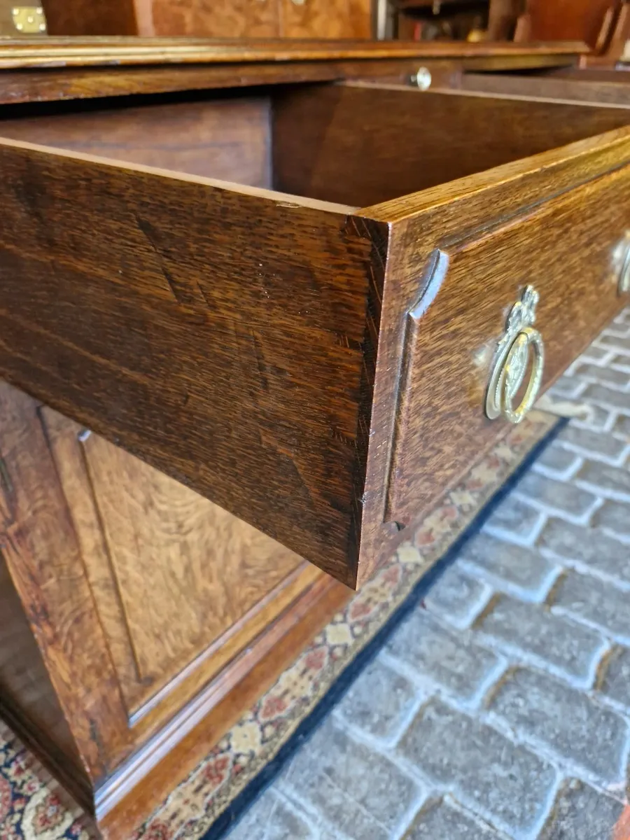 Sideboard - Image 2