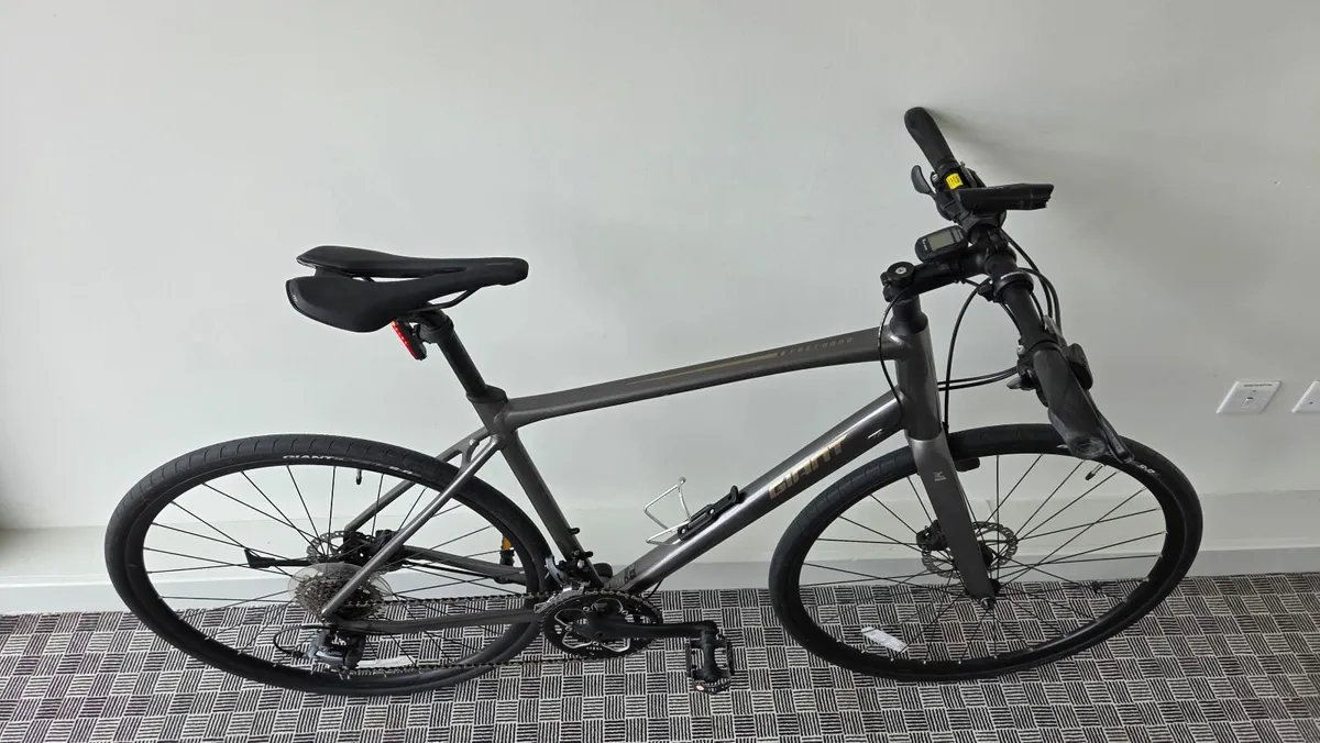 Giant Fastroad SL bike - Image 3