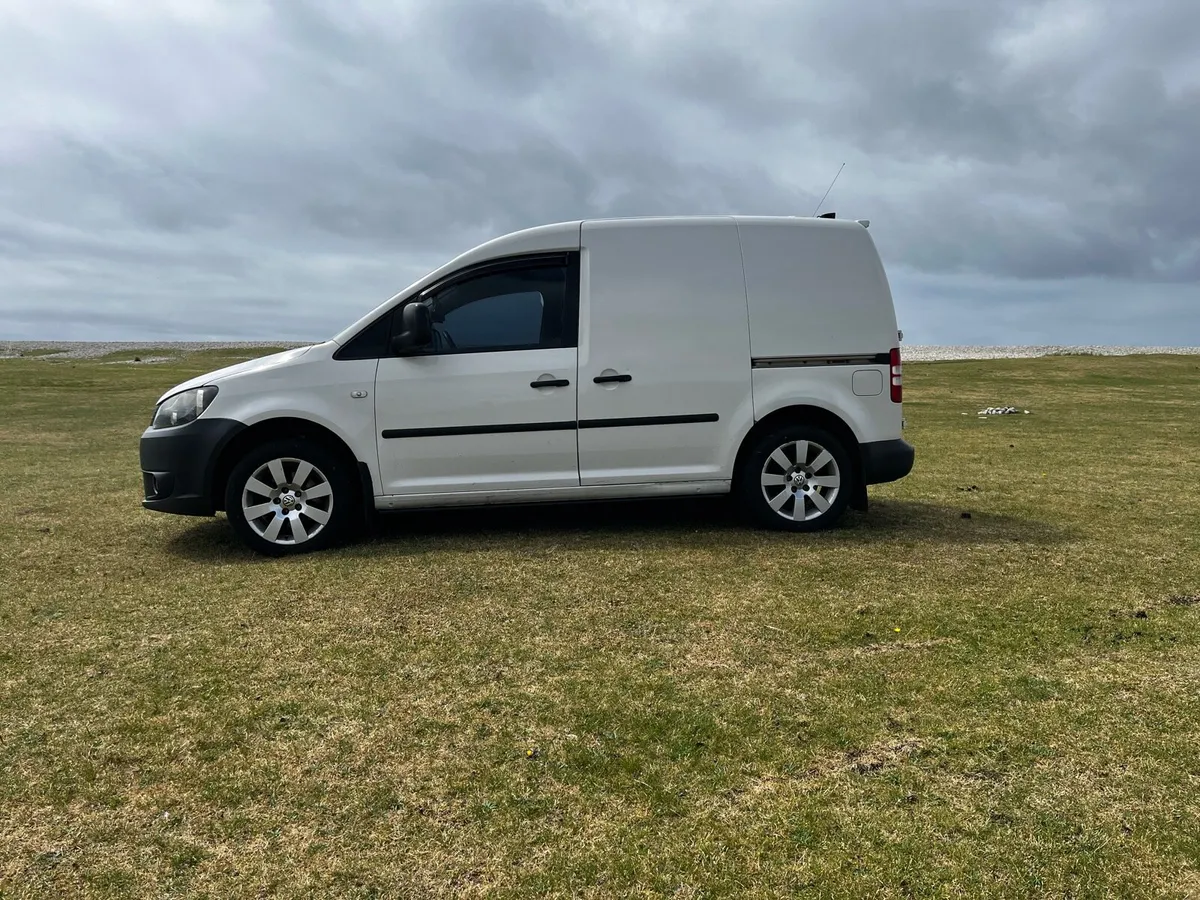Volkswagen caddy - Image 2