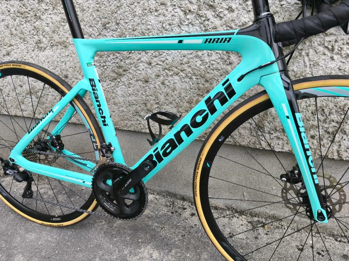 Bianchi Aria Aero Disc carbon - Image 4