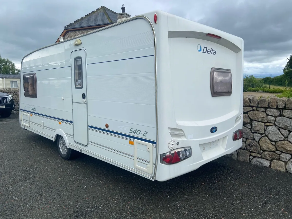 Lunar 2 berth As New - Image 2