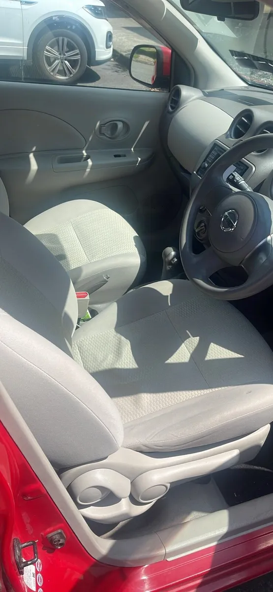 Car - Image 4