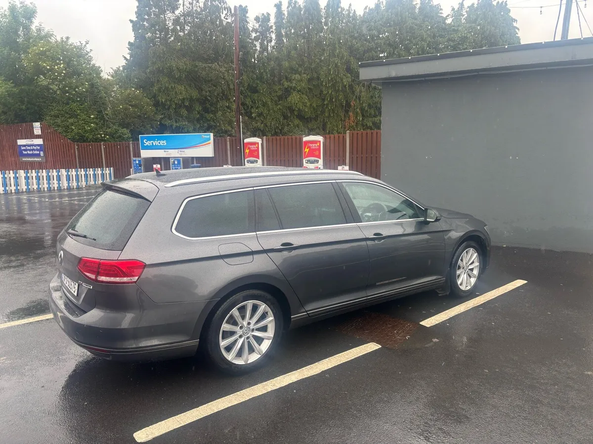 Vw Passat - Image 2