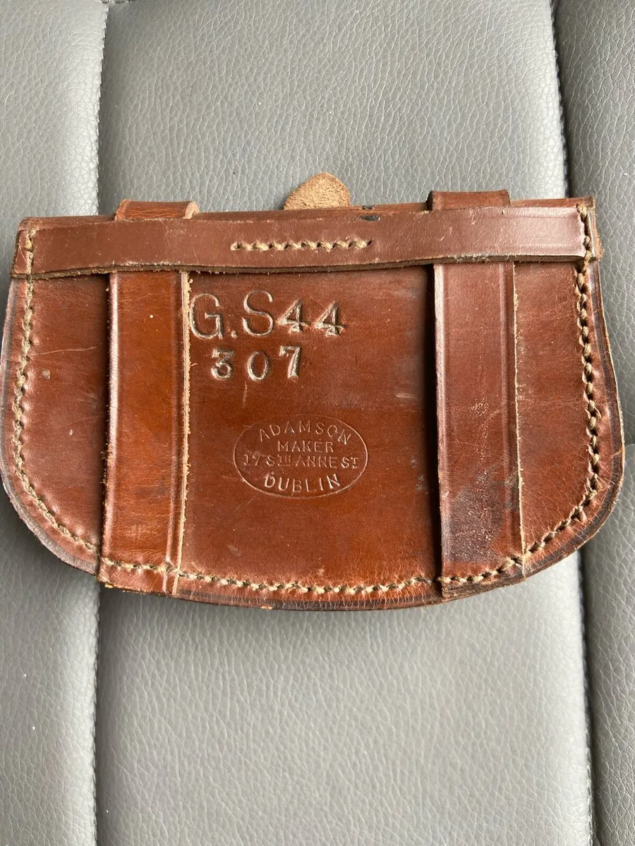 Vintage Garda Siochana Ammo pouch - Image 2