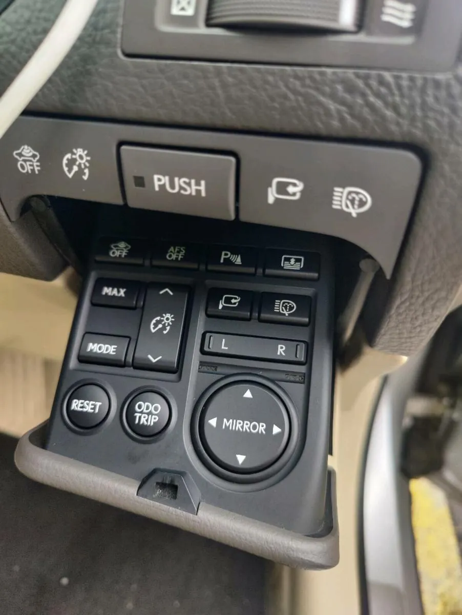 Lexus GS450h - Image 4