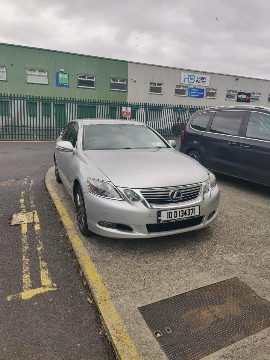 Lexus GS450h - Image 1