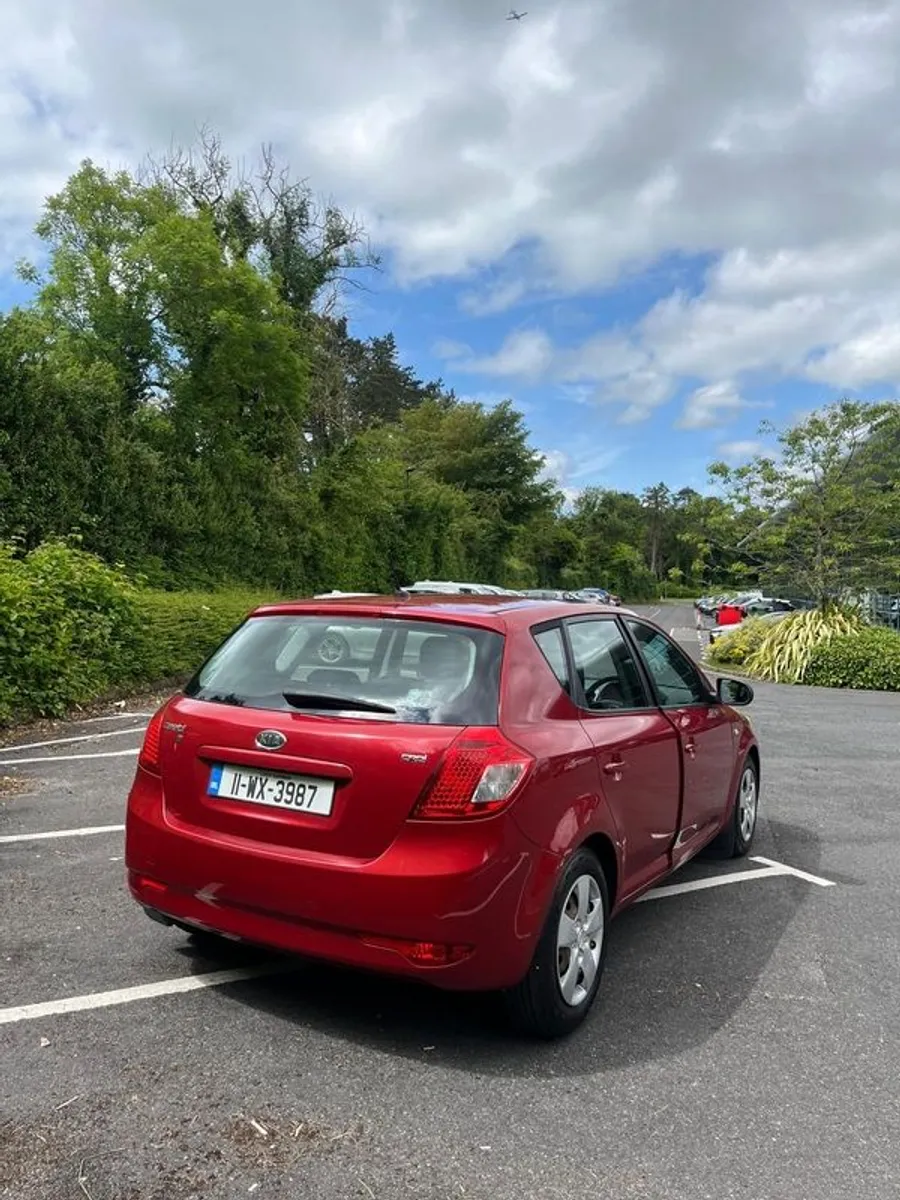 2011 Kia Ceed - Image 2