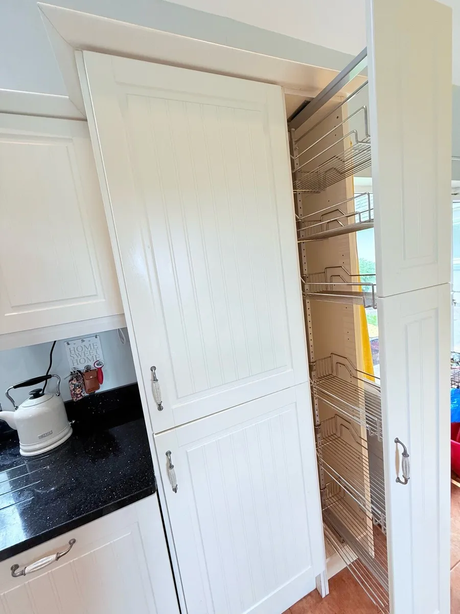 Kitchen & Appliances - Image 2