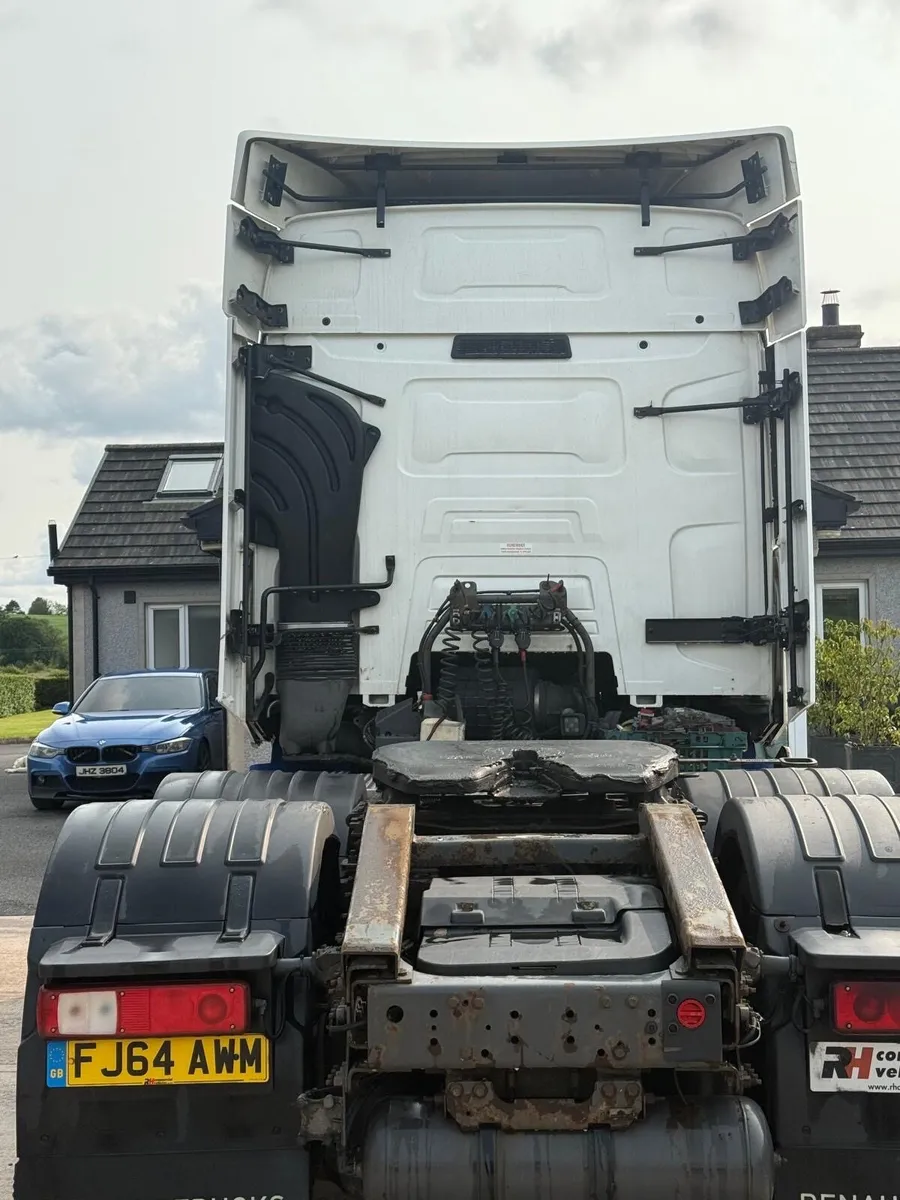 Renault Truck - Image 4