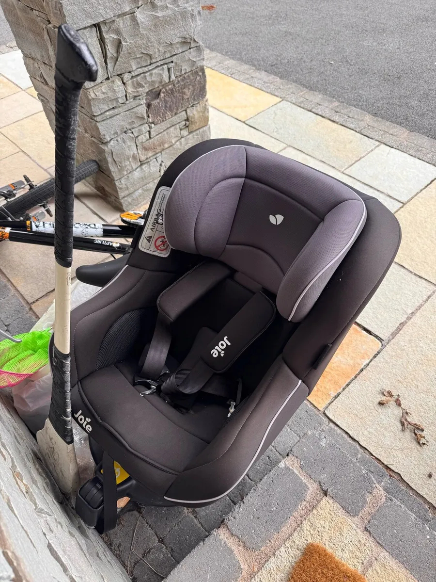 Car Seat 360 swivel. Perfect Condition