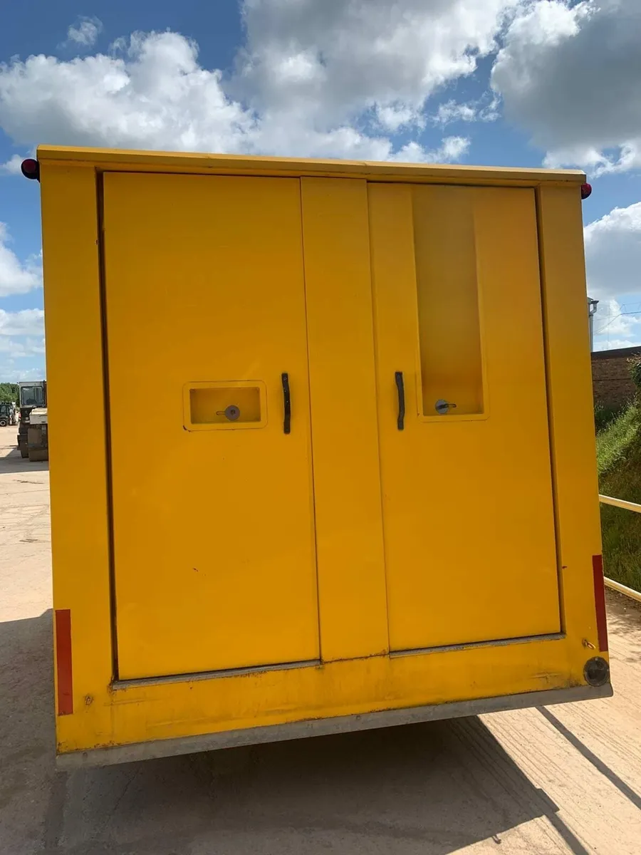 Groundhog 6 man welfare units - Image 2